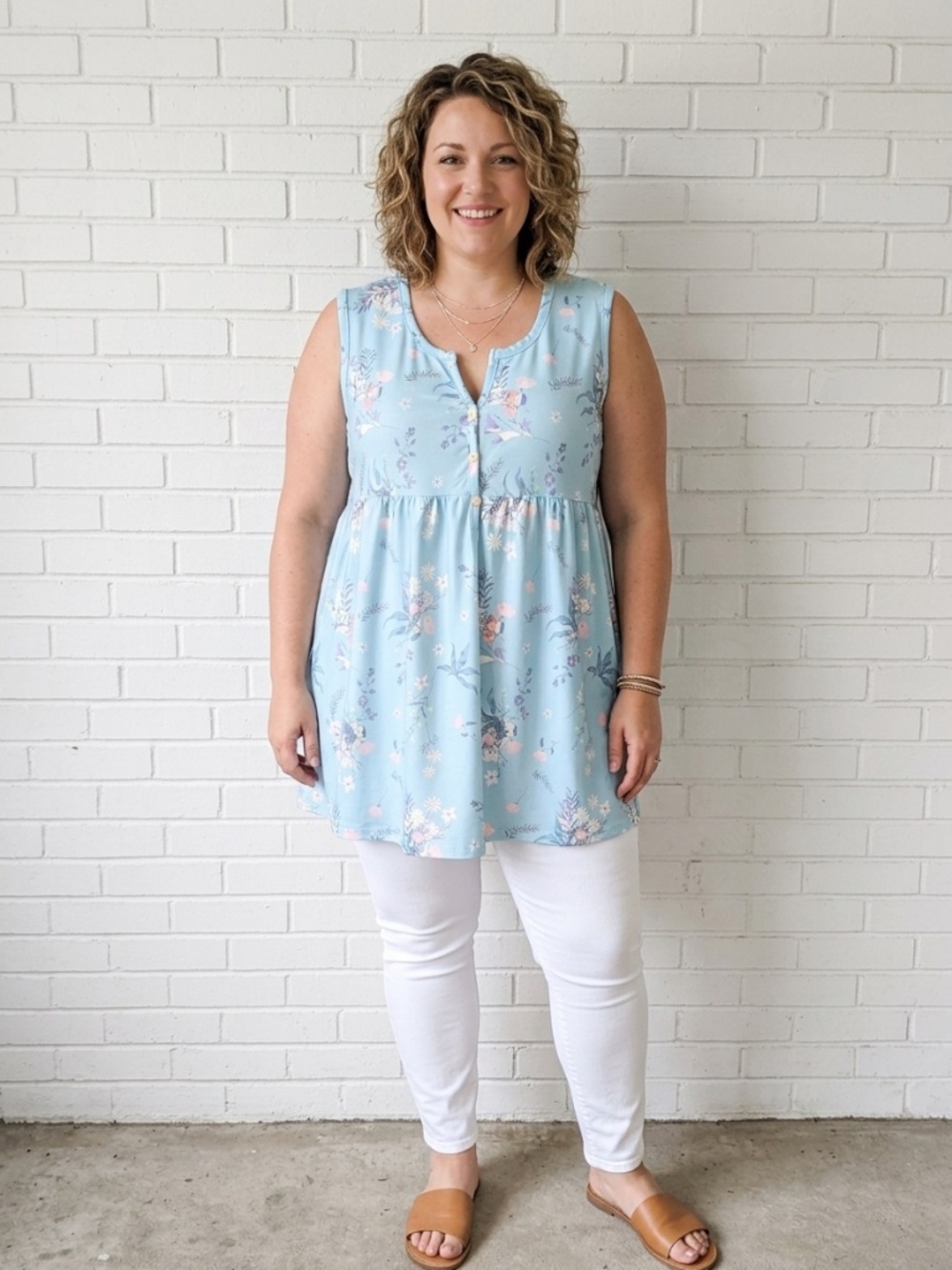 NWT LOVEU.DEAR Floral Babydoll Tunic Top Light Blue Sleeveless Plus Size 1XL